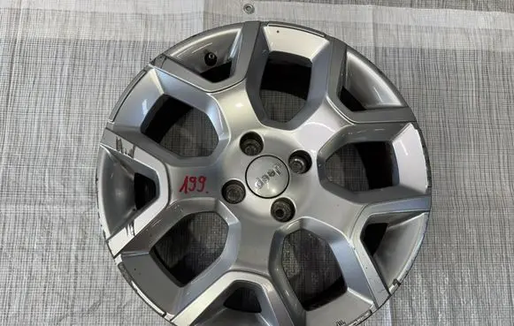 Jeep Avenger R19 alloy rim 52197382