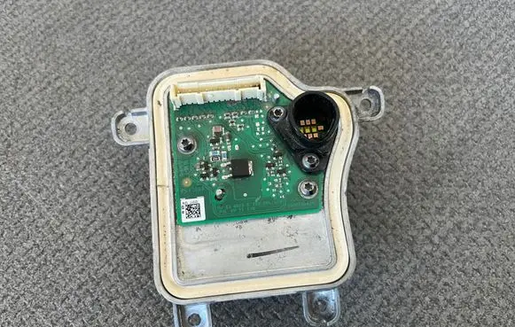 Audi Q5 SQ5 LED ballast control module 6002TZ0200