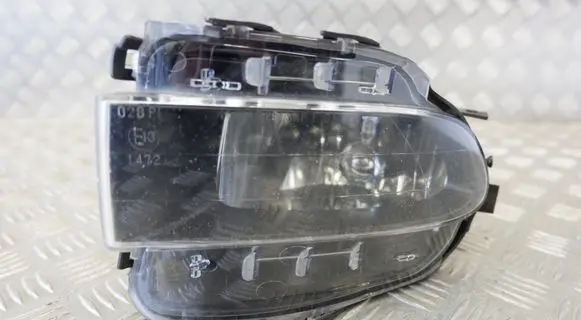 Lexus GS 300 350 430 450H Front fog light 8122130280 8122130281