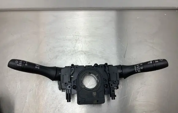 Nissan Qashqai Wiper turn signal indicator stalk/switch 479454BA0A 1407010399 0265019061