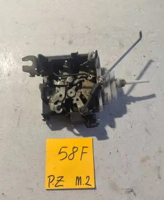 Peugeot 307 Front door lock D11837015