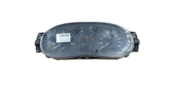 Renault Master II Speedometer (instrument cluster) P8200140413B