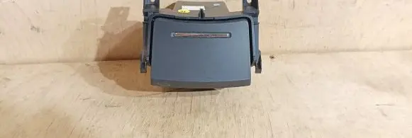Citroen C5 Glove box central console 9682468277 97897 52433