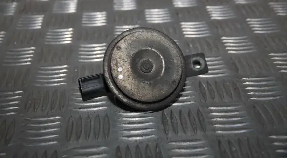 Mercedes-Benz Sprinter W906 Horn signal A9068200085 9068200085