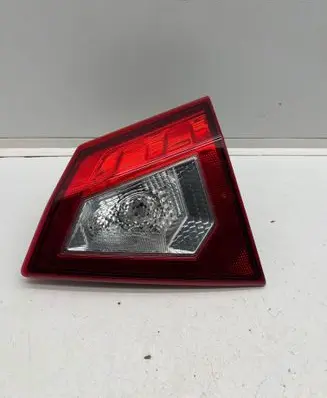 Suzuki Vitara (LY) Tailgate rear/tail lights 23287 13218097
