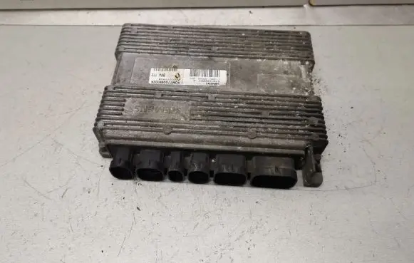 Renault Laguna I Engine control unit/module 7700861024 7700871984