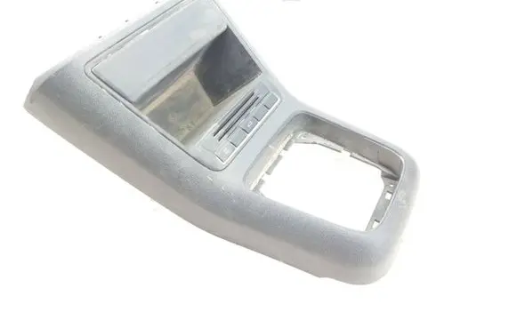 Volkswagen Tiguan Center console 5N1863476A