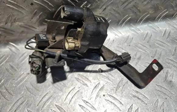 Mazda 323 F High voltage ignition coil B6S718100