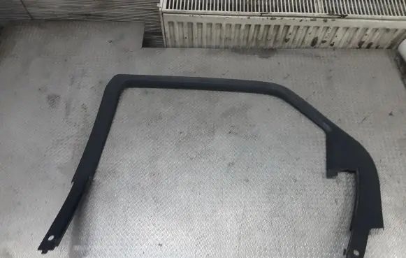 Chrysler 300 - 300C Other rear door trim element 