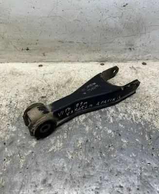 Mercedes-Benz Vito Viano W638 Engine mount bracket