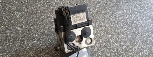 Toyota Corolla E120 E130 ABS Pump 0273004571 4451002050
