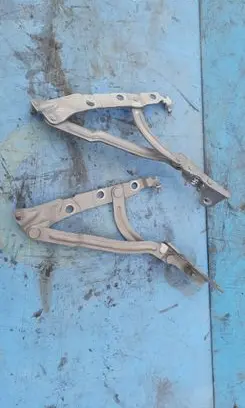 Volvo S40 Tailgate/trunk/boot hinge