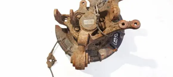Hyundai ix35 Rear brake disc plate dust cover 