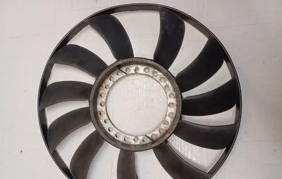 Audi A4 S4 B6 8E 8H Fan impeller 058121301B