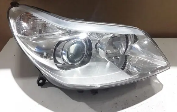 Citroen C5 Headlight/headlamp 9661316580