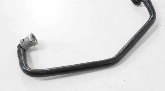BMW i8 Fuel line pipe 7339225