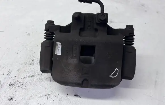 Opel Insignia B Front brake caliper