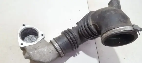 Renault Espace I Air intake hose/pipe 7700730352
