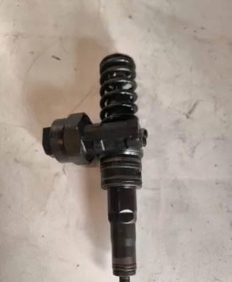 Skoda Fabia Mk1 (6Y) Fuel injector