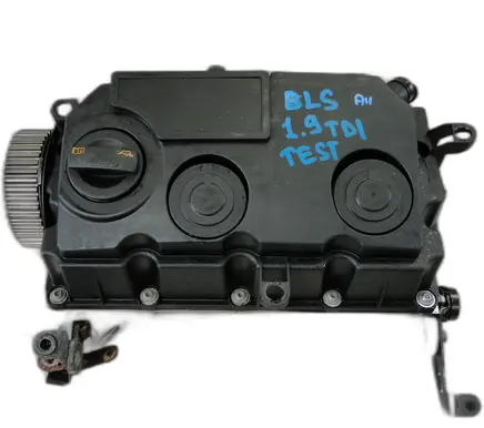 Volkswagen Touran II Engine head 