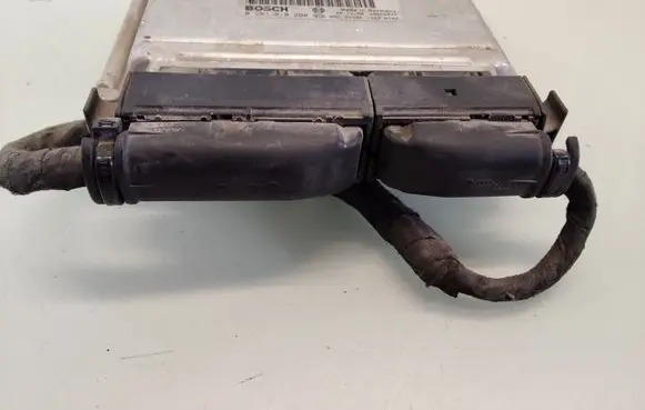 Audi A4 S4 B5 8D Engine control unit/module 038906012AH
