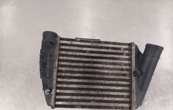 Audi A4 S4 B7 8E 8H Intercooler radiator 8E0145806L