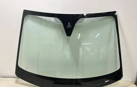 Peugeot 5008 II Front windscreen/windshield window 1617361880 41186