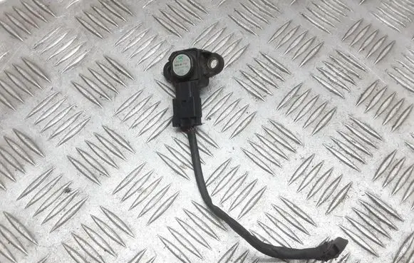 Mercedes-Benz E W210 Camshaft position sensor A0061531328