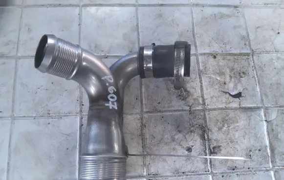 Peugeot 607 Air intake hose/pipe 9651732080