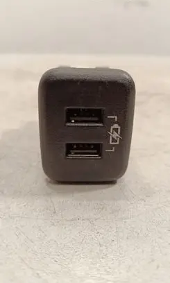 USB socket connector