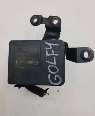 Volkswagen Golf IV ABS Pump 1C0907379E 10096003133 00006065D5