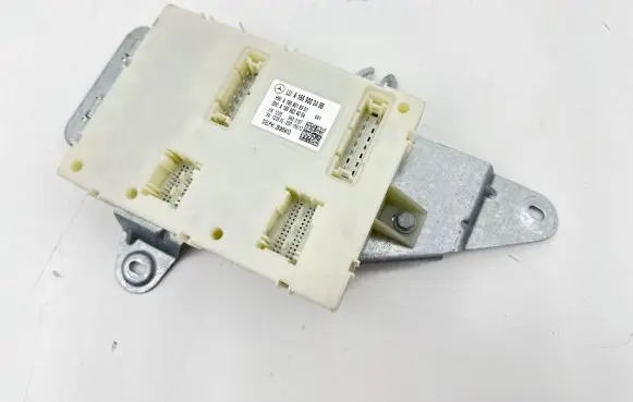 Mercedes-Benz GL X166 SAM control unit A1669003408 A1669016901 A1669024004