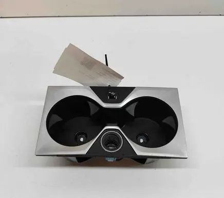 BMW X7 G07 Cup holder 6828775