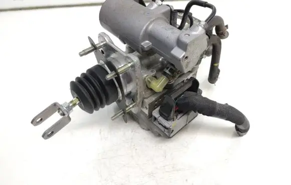 Toyota Auris E180 ABS Pump 4727047030 2511070148