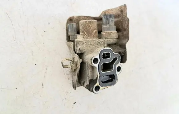 Honda FR-V Idle control valve (regulator) 