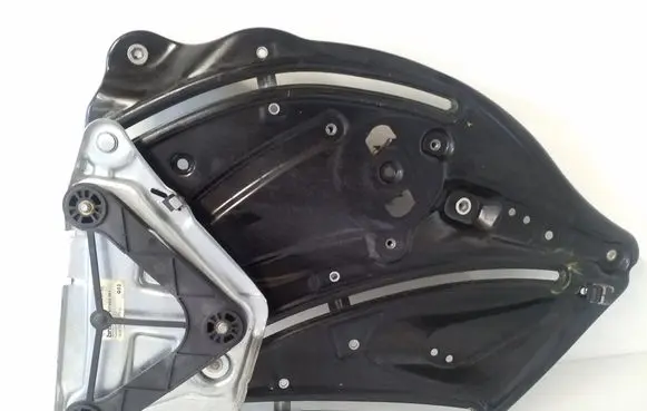 Mercedes-Benz E C207 W207 Rear window lifting mechanism without motor A2076700103 961881103