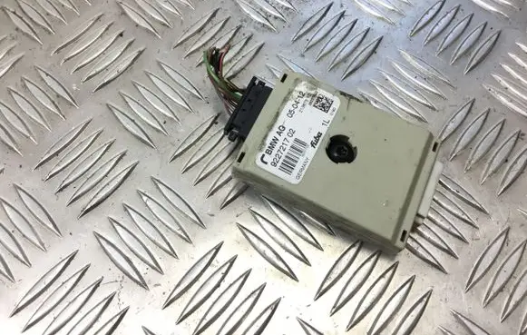 BMW 6 F12 F13 Aerial antenna amplifier 9227217