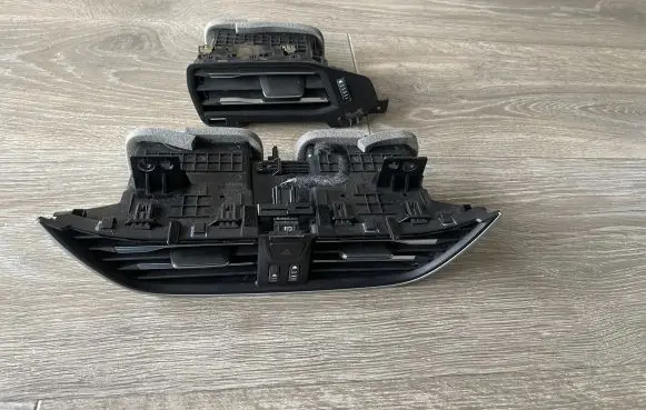 Ford Focus Dashboard air vent grill cover trim JX7B19K617AL
