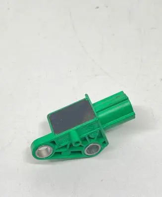 Volkswagen Touran I Airbag deployment crash/impact sensor 5M0909606A 5WK43658