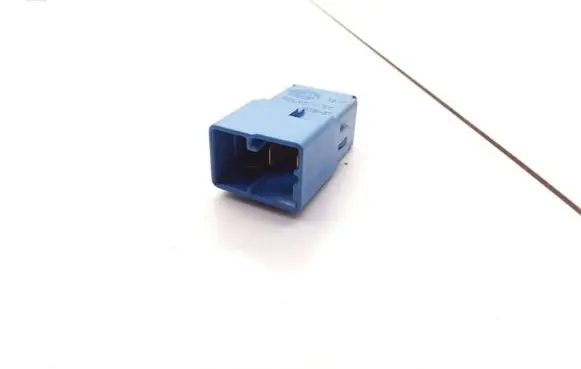 Nissan Almera N16 Hazard warning light relay 252309F920