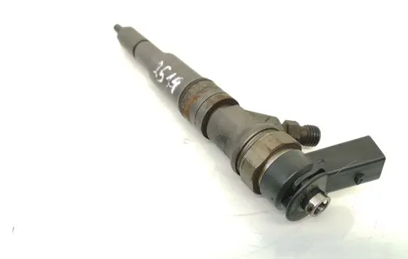 BMW 5 E60 E61 Fuel injector 7794652 0445110212