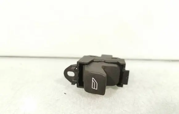 Volvo V50 Electric window control switch