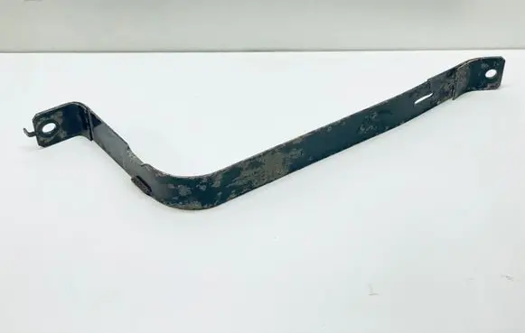 Suzuki SX4 S-Cross Fuel tank mounting bracket 8937079J00