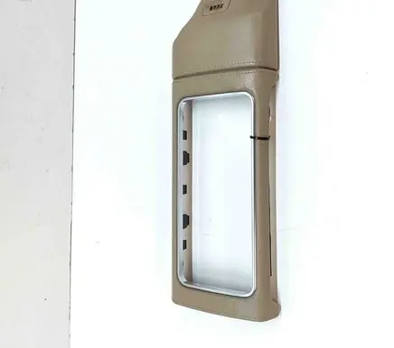 Radio/GPS head unit trim