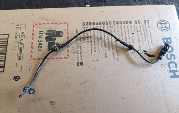 Maserati Ghibli ABS rear brake sensor 670006720