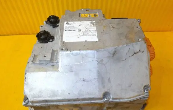 BMW iX Hybrid / electric car battery 22579110