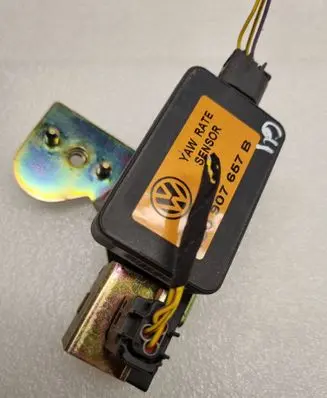 Volkswagen Golf IV ESP acceleration yaw rate sensor 1J0907657B 1J0907651A