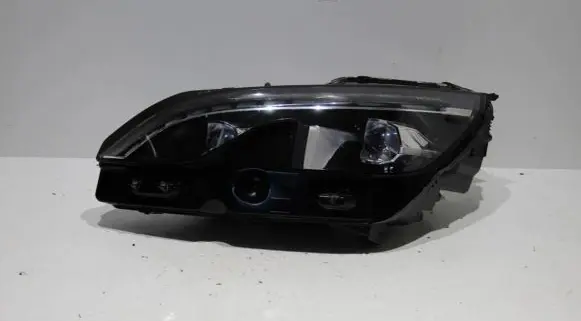 Peugeot 3008 II Headlight/headlamp 9826572780 89911450