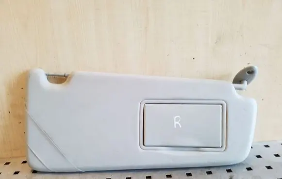 Ford Kuga I Sun visor