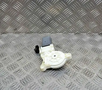 Dodge RAM 1500 DS Rear door window regulator motor A15772200